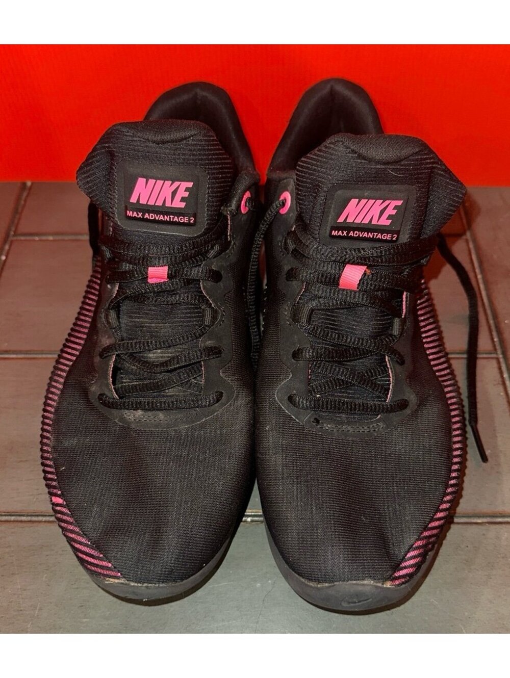 Nike Air Max advantage 2 pink and black shoes size 9